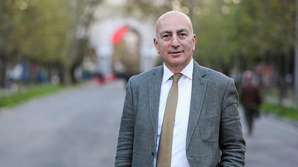 Düşük gelirli kişiler neden lüks alır? Mahfi Eğilmez anlattı.